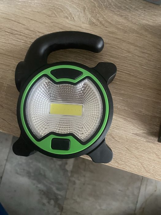 Фенер с USB зареждане