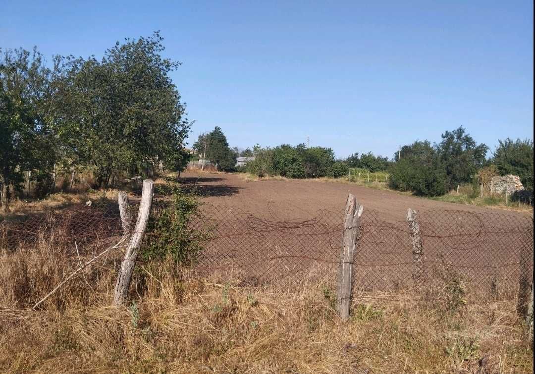 Продава се Парцел в Добрич, Център - 2500 кв.м за 11 €/кв.м - Снимка #3