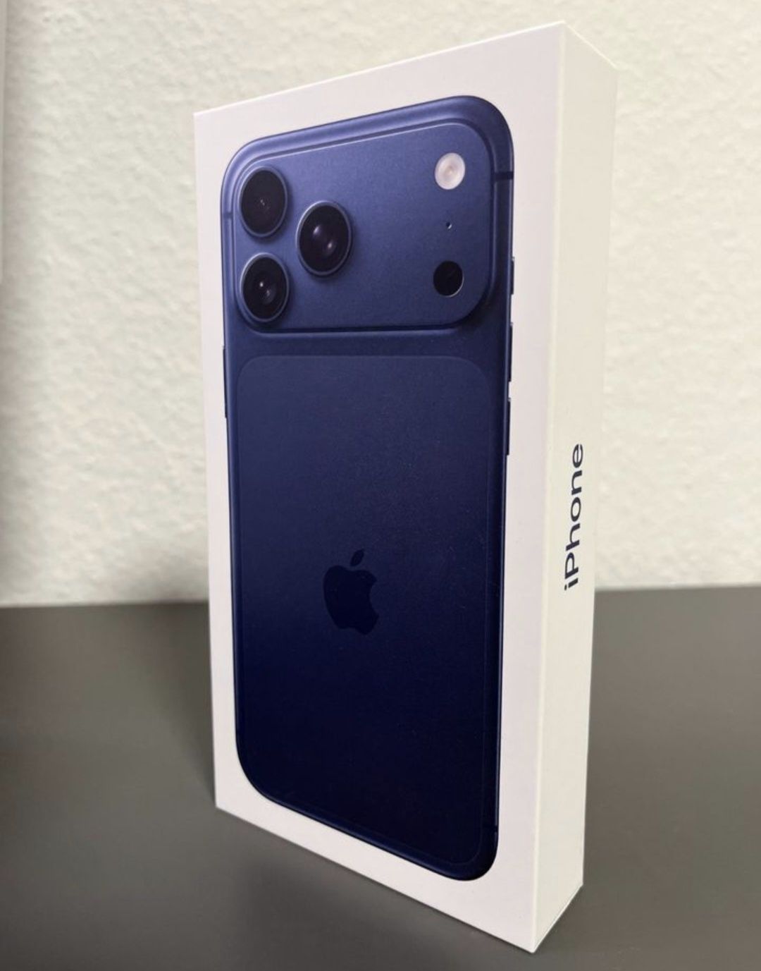 Iphone 17 pro Max 256GB Blue