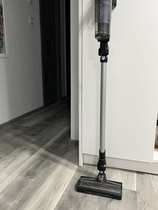 Aspirator de mana fara fir Rowenta x pert 67.0