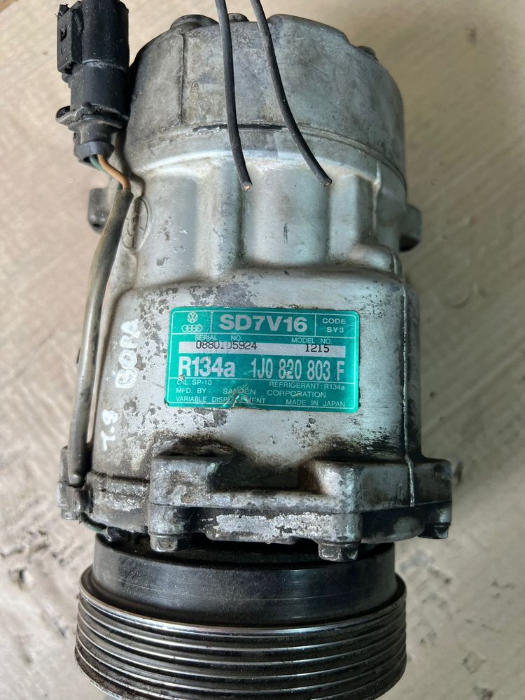 Compresor AC Clima Vw golf 4 Bora 1.9 tdi ALH 2000-2006 cod 1J0820803F