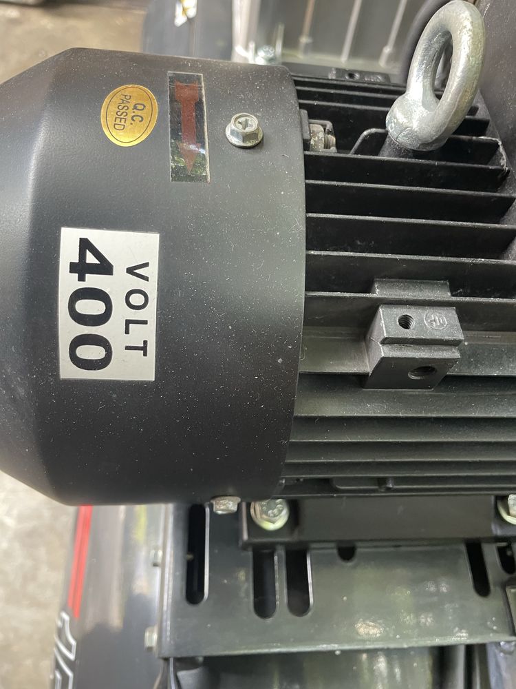 Компресор за въздух 150л. 380v Balma