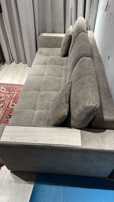 Диван раскладой в идеальном состоянии