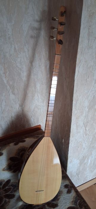 продавам музикален инстромент