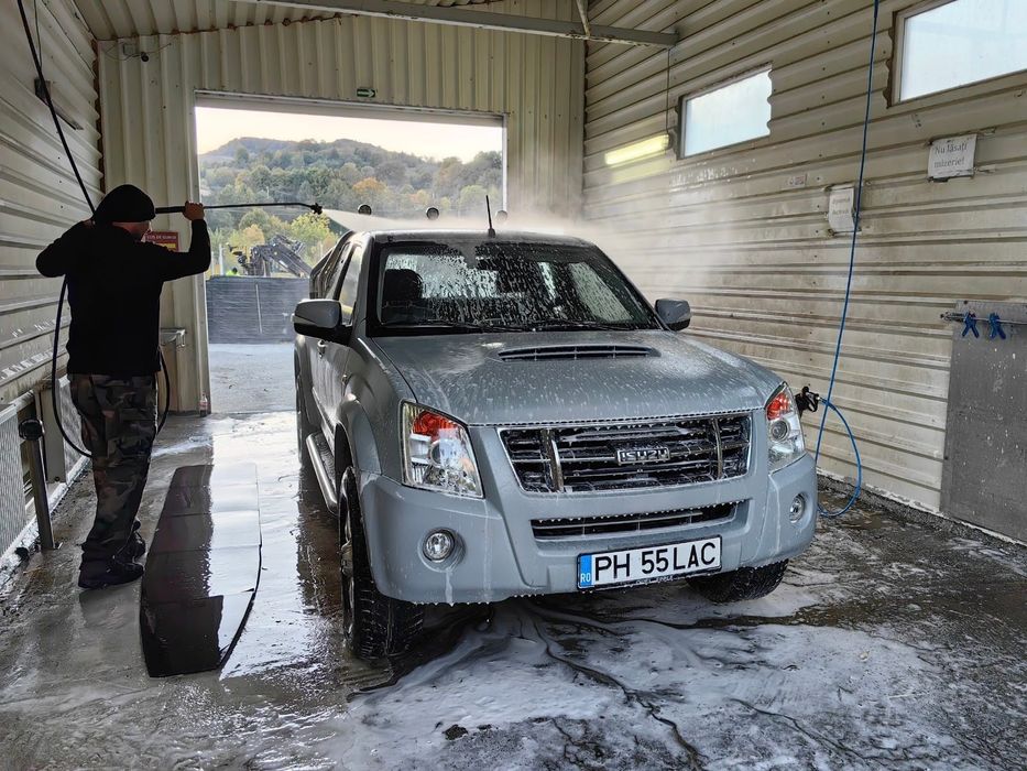 Isuzu Dmax 3.0 automat