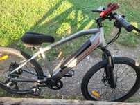 Vand bicicleta electrica.