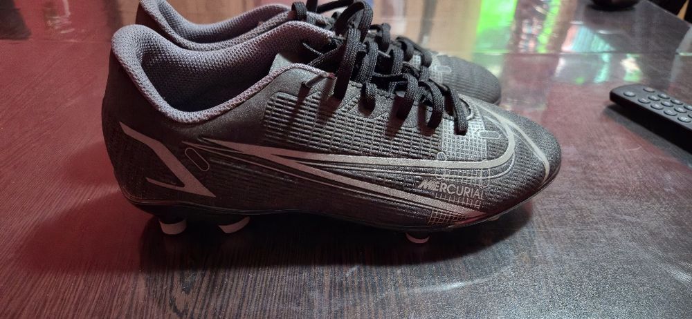 Nike MERCURIAL Бутонки