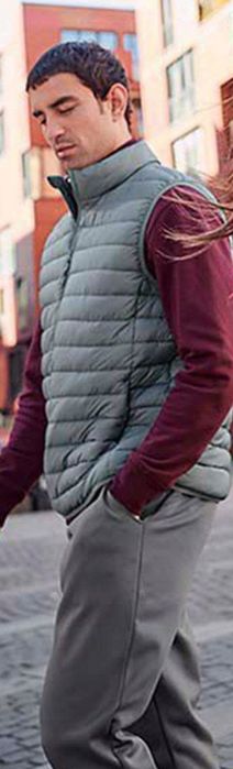 #жилетка легкая Германия
Ультралегкий, теплый. 
Германия