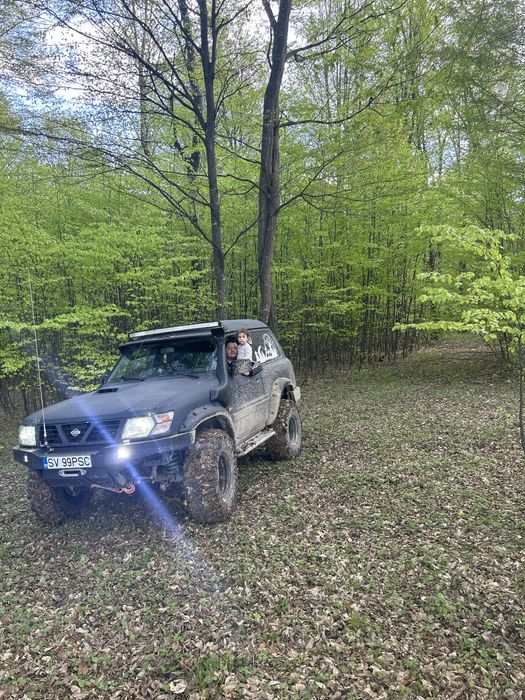 Nissan Patrol Y61