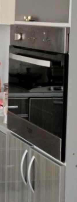 Продам духовку электрическую