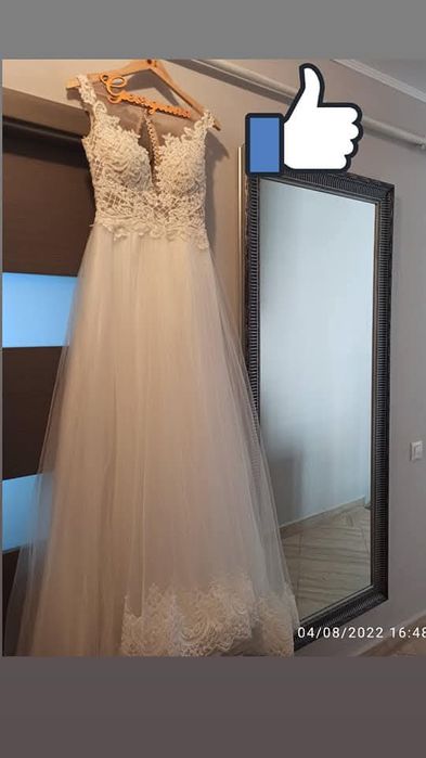 Rochie de mireasa curatata .unicata-pret negociabil
-