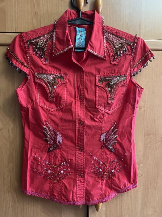 Продам рубашку нарядку