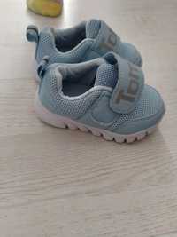 Обувь детская размеры 18-21 по 1000 тенге