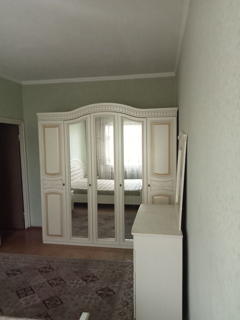 Продам спальню в хорошем состоянии...