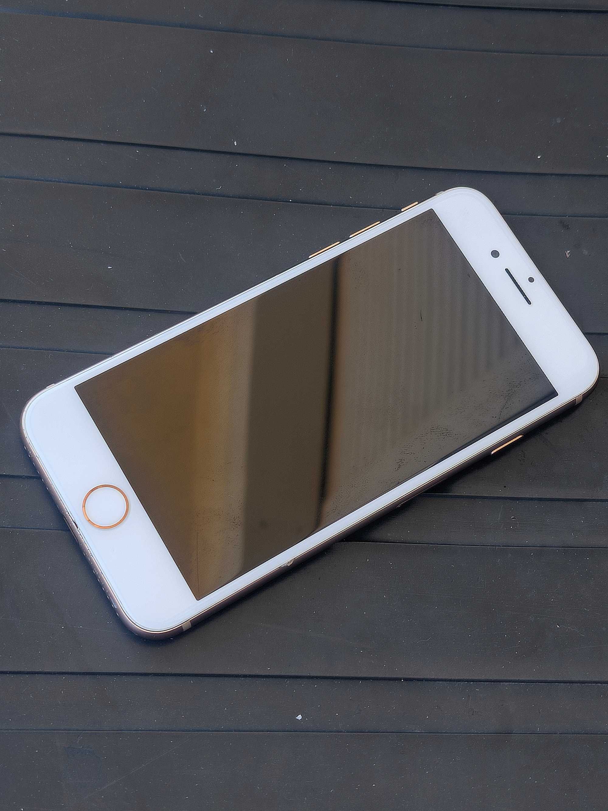 iPhone 8 за части