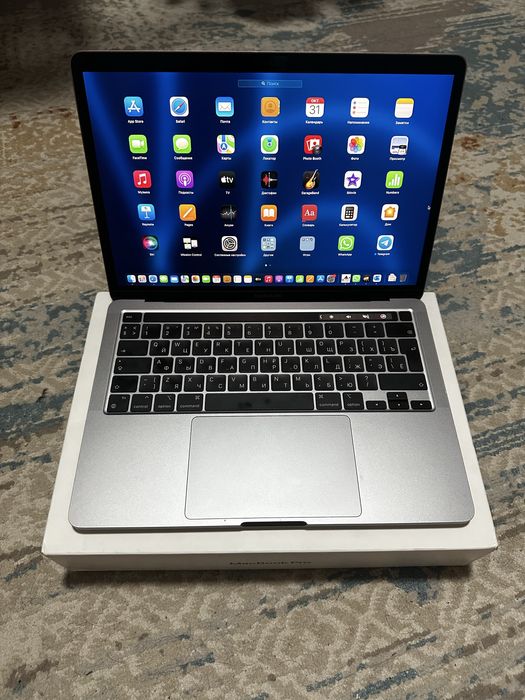 MacBook Pro M2 2022