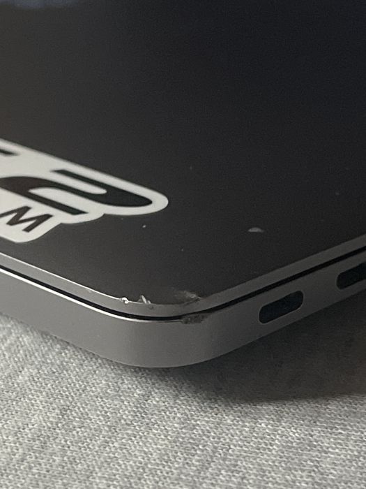 Schimb MacBook Air M1 256 8gb RAM cu PC