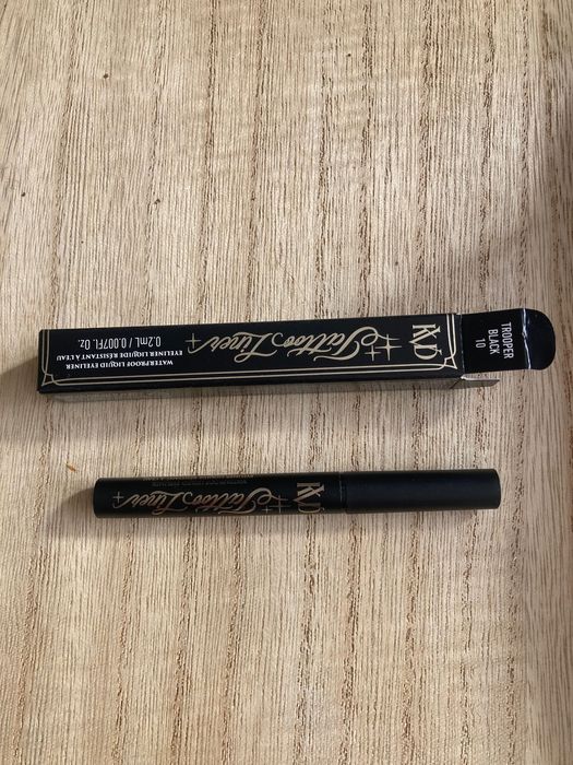Очна линия Kat Von D