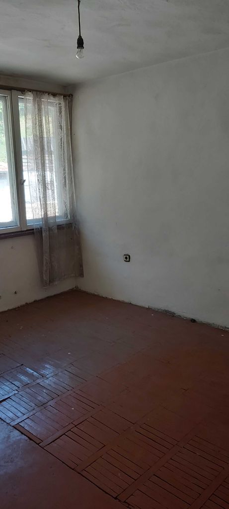 Продава се Едностаен апартамент в Рудозем - 46 кв.м за 435 €/кв.м - Снимка #4
