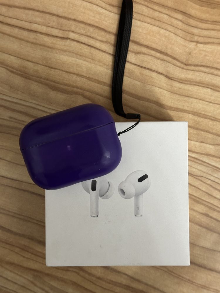 Apple AirPods Pro 2 (кейс,футляр)