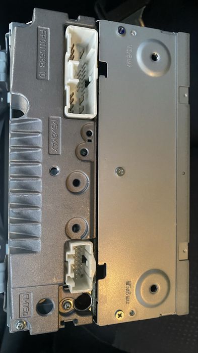 Мазда 6 Босе сд с мп3 , стойка и блутот