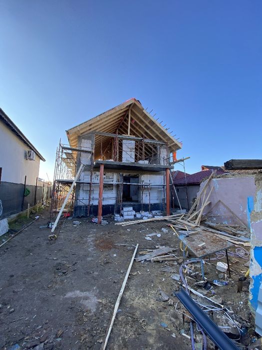 Reparații acoperisuri montaj dulgherie montaj țiglă metalica masardari