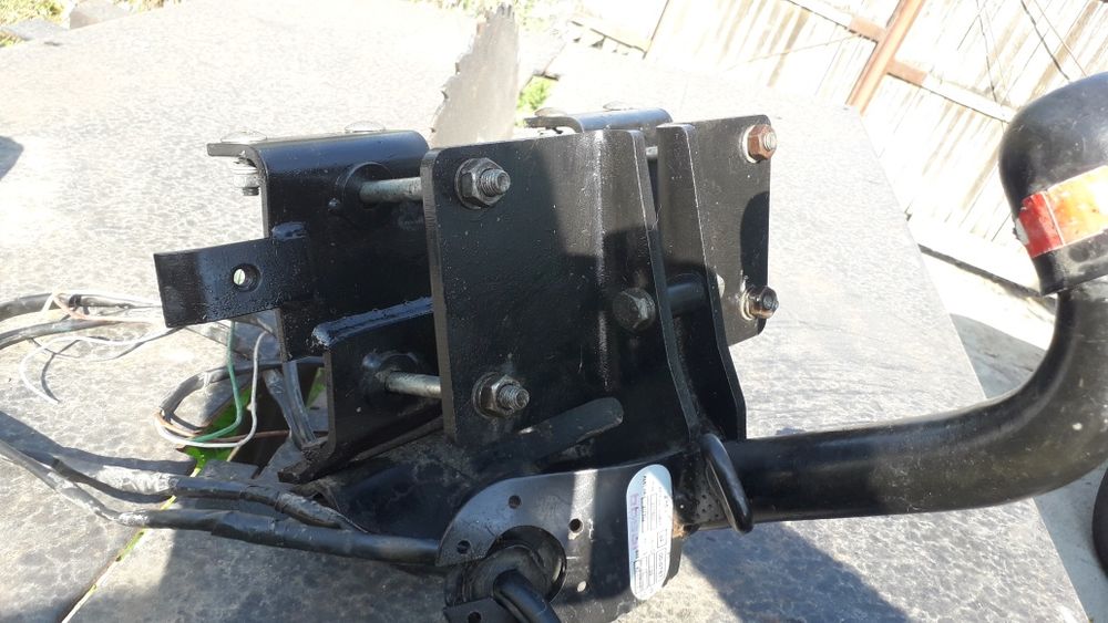 Carlig remorcare pt Opel Astra de 1,6