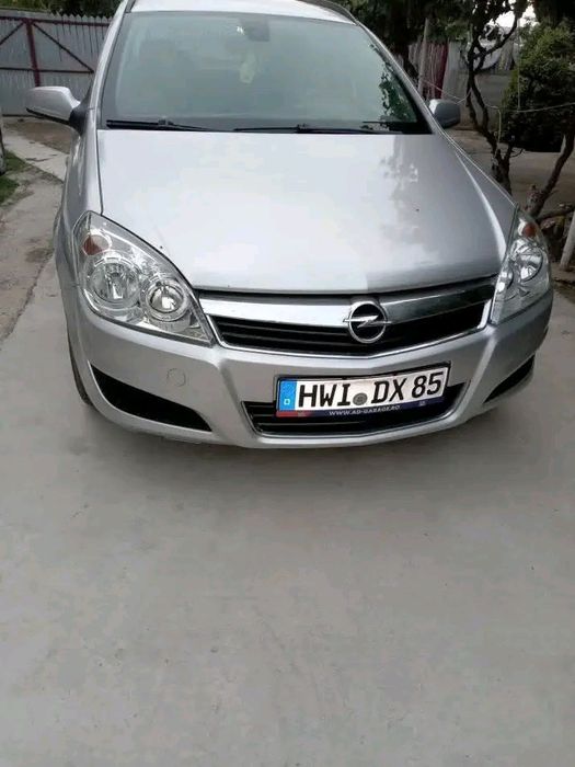 Opel Astra  2009