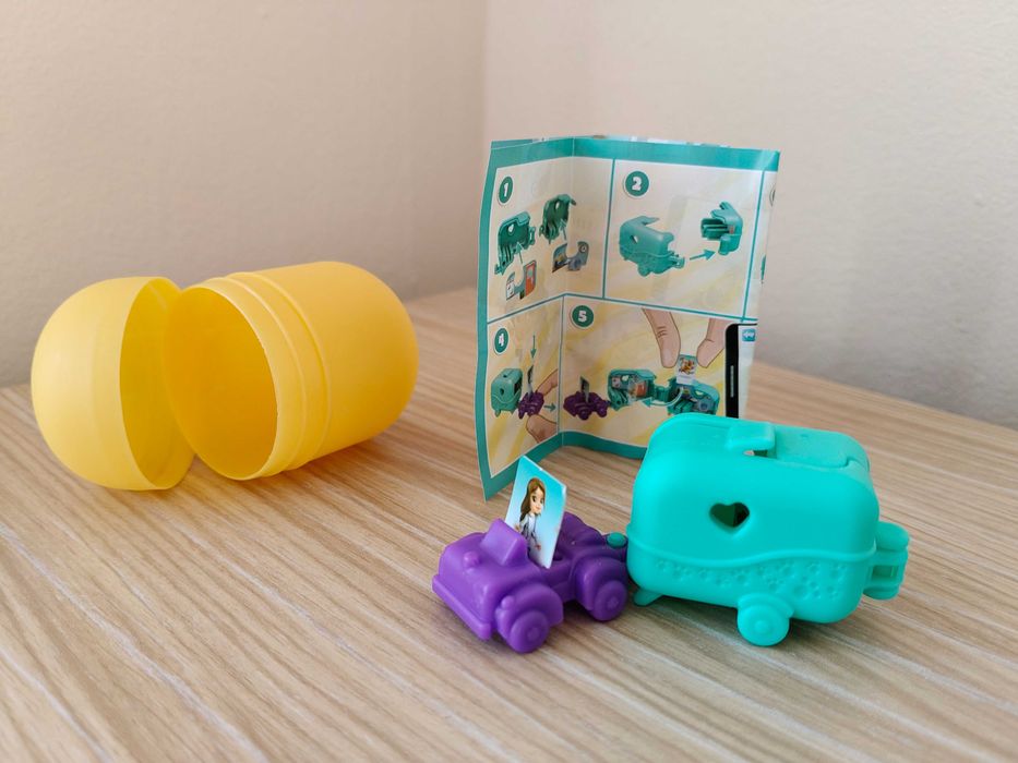 Лот киндер играчки от шоколадови яйца