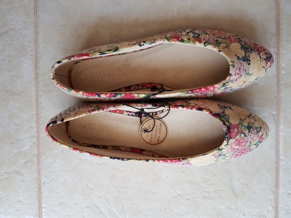 Balerini dama Forever 21