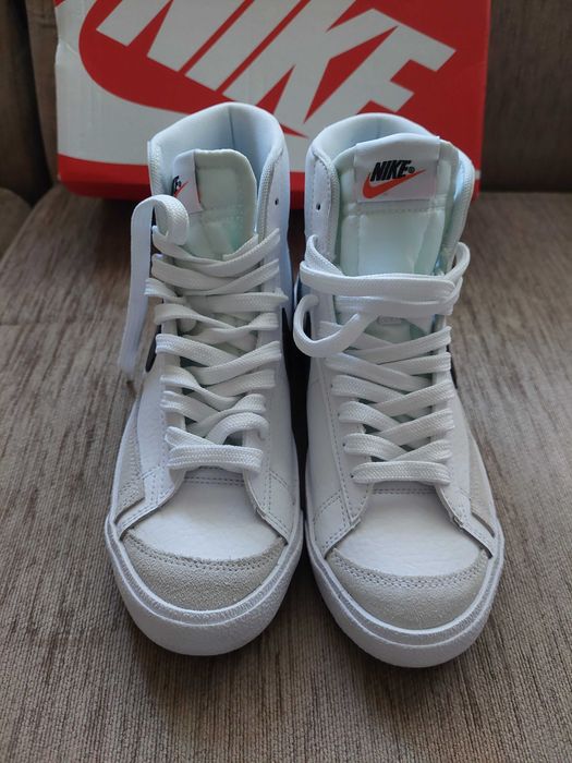 Кецове Nike Blazer mid