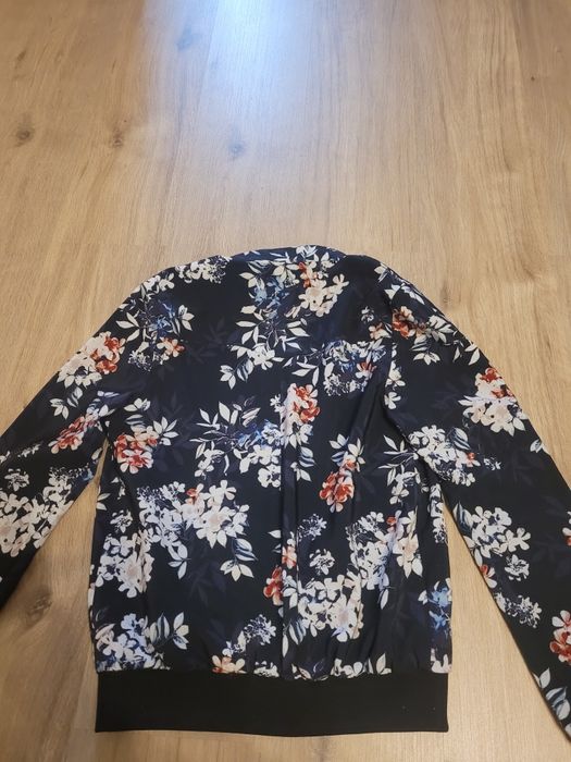 Jacheta/ bomber dama, marime M, diferite modele