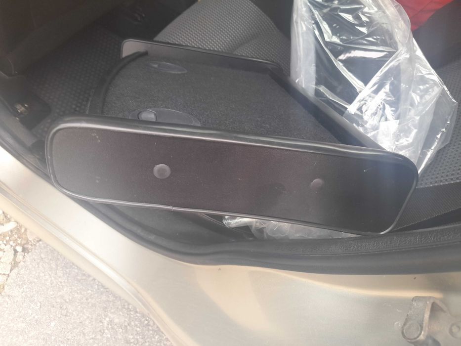 Masuta bord pentru marcile Mercedes ,Volkswagen etc noi