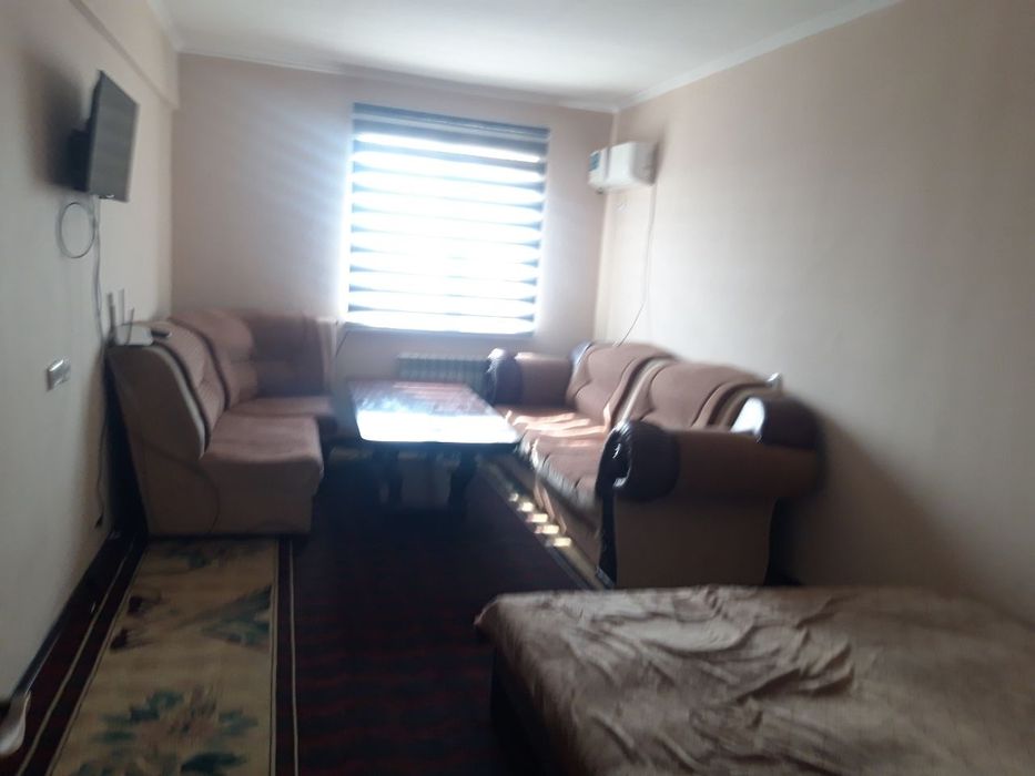 Fargona shaxar xokimyat orqasida 2 xonali uy sotiladi. Barcha jixozlar