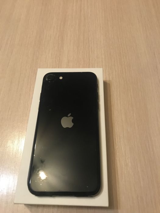 Iphone SE 3 (2022) A15 Bionic АКБ:87 % [реальный торг]