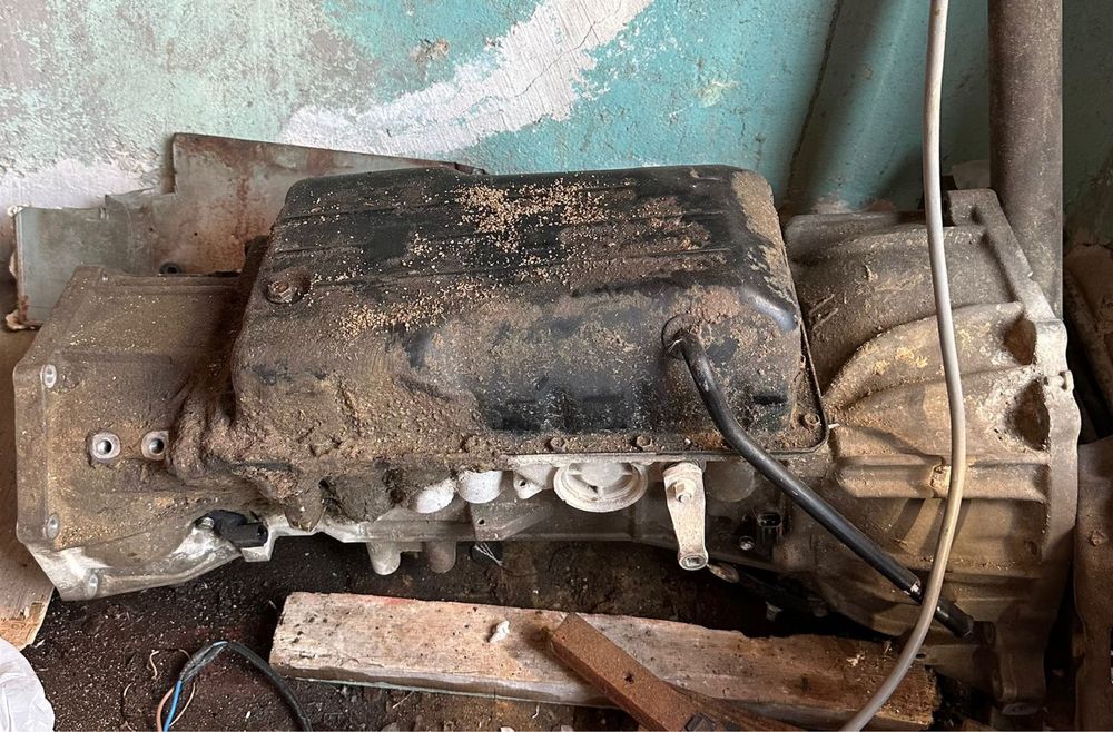 Продается Коробка  для 150 прадо