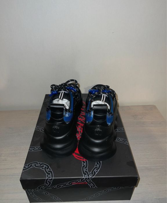 Versace Chain Reaction