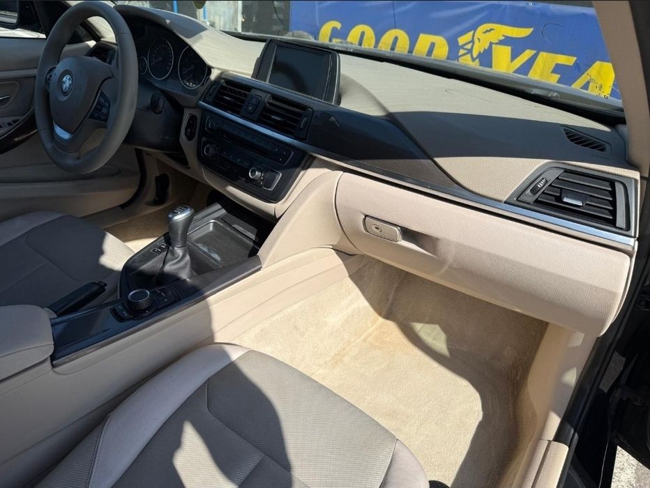 BMW F30 model 2014 2.0diesel