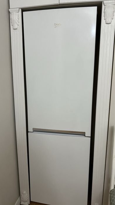 Продаем Холодильник срочно!