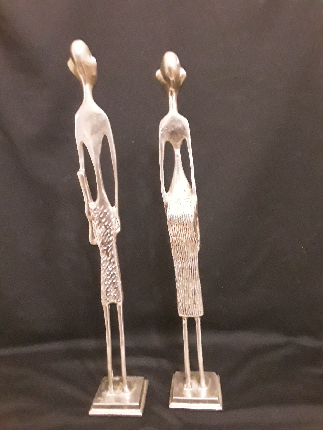 Figurine africane din metal, deosebite