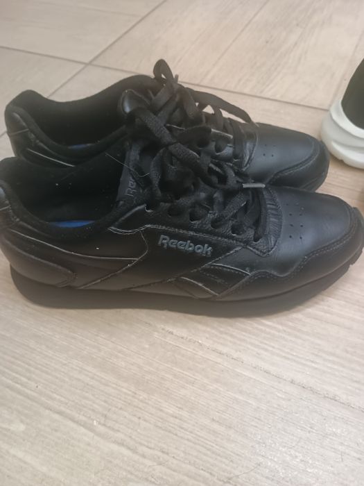 Маратонки 37 номер