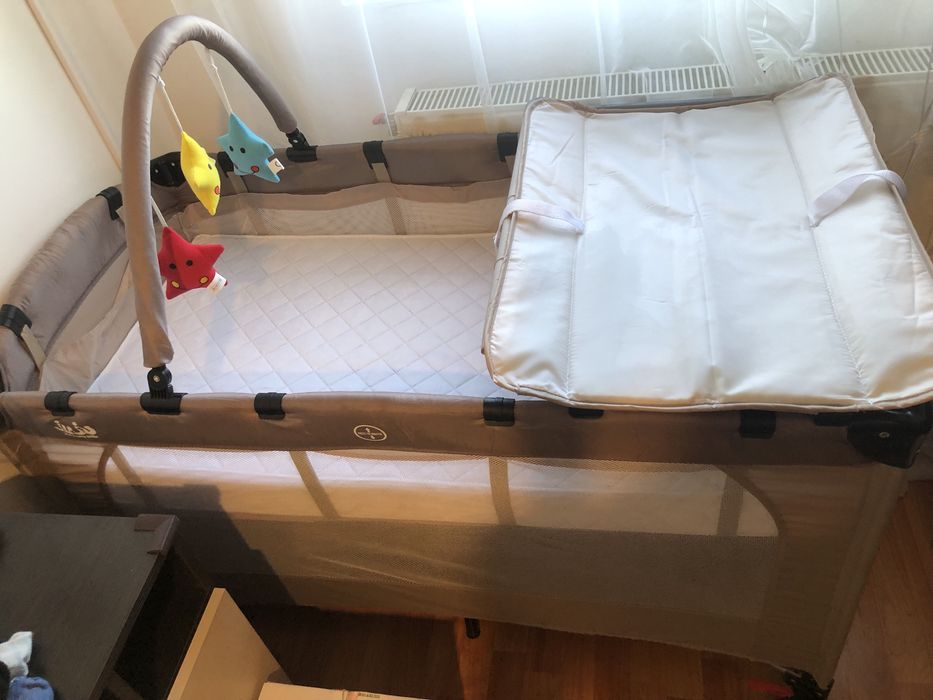 Patut pliabil bebe plus saltea cocos
