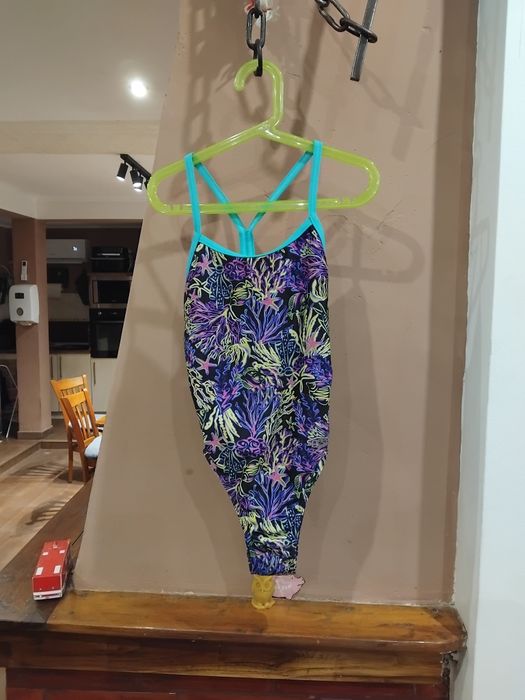 Бански Speedo за момиче, 9-10 години, размер 140 см.