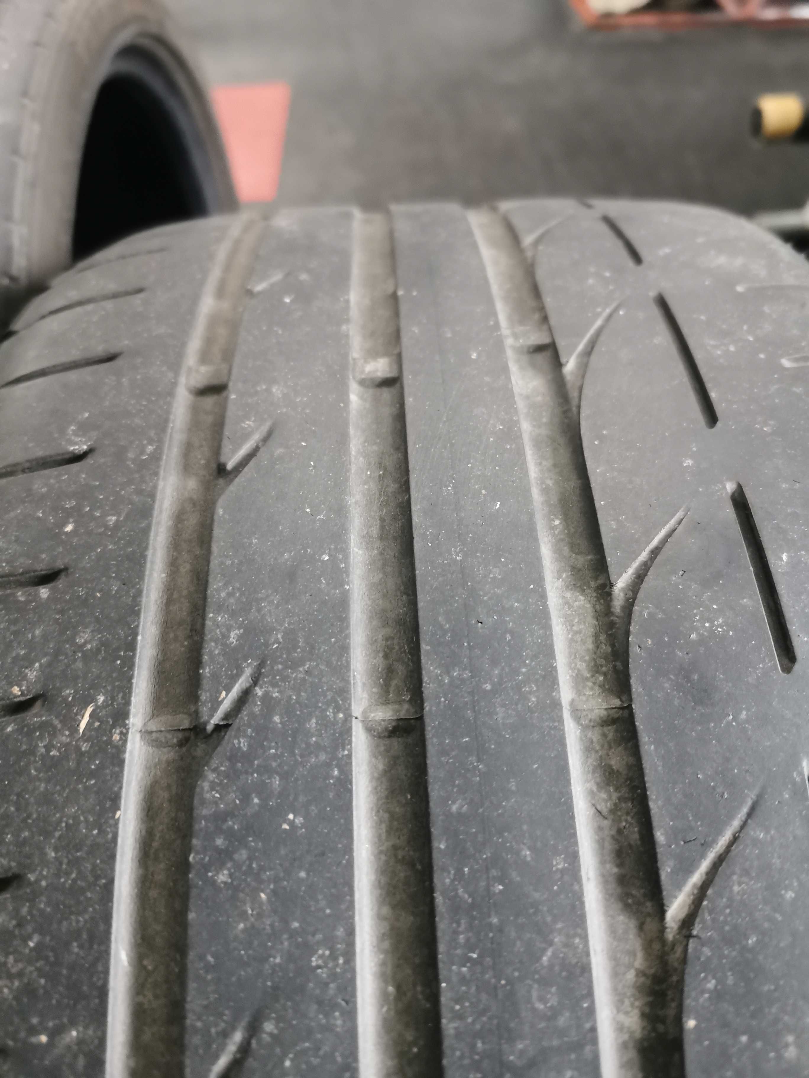 4 Anvelope Brigestone Potenza runflat vara 225 /40 /19 și 255/35/19