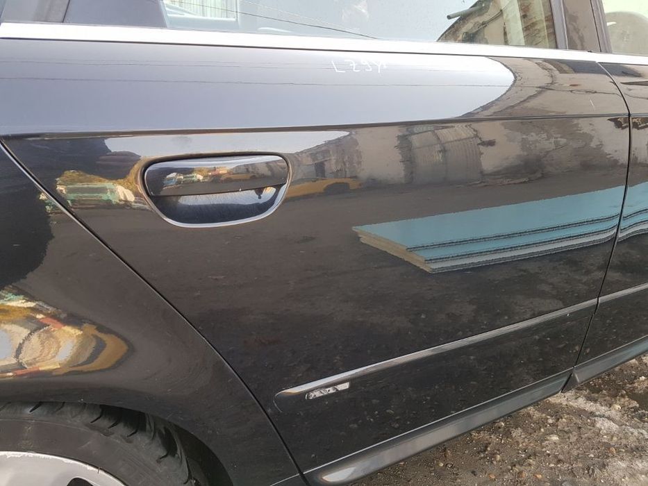 Usa / Portiera Dreapta Spate Audi A4 B7 2004 - 2008 Cod Culoare LZ9Y