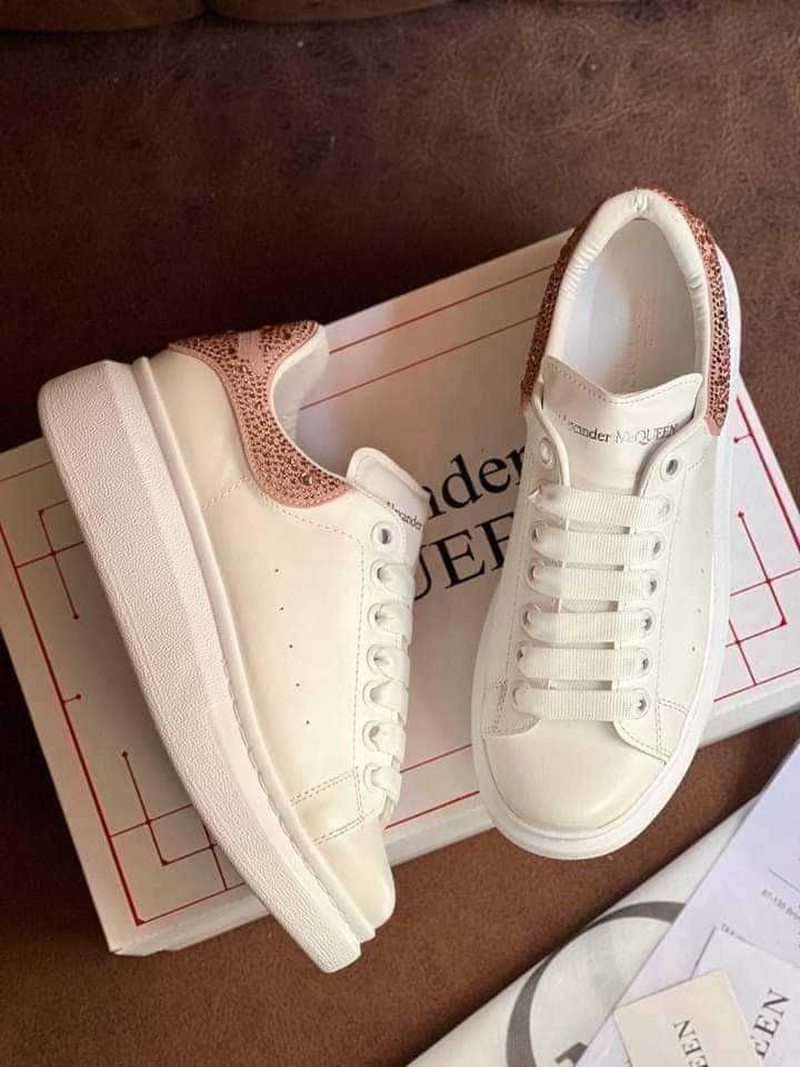 Дамски обувки кецове Alexander McQueen маратонки