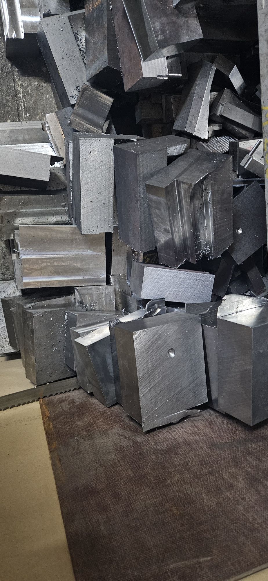 Material M200( 42CRMO4)