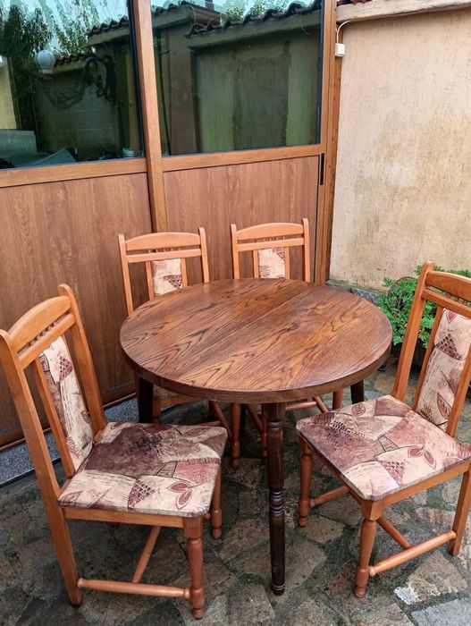 Маса и столове комплект