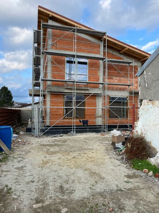 Acoperisuri și micii reparații infiltrații