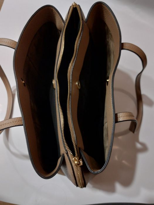 Дамска чанта с три отделения